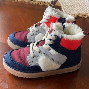 Gap toddler boots